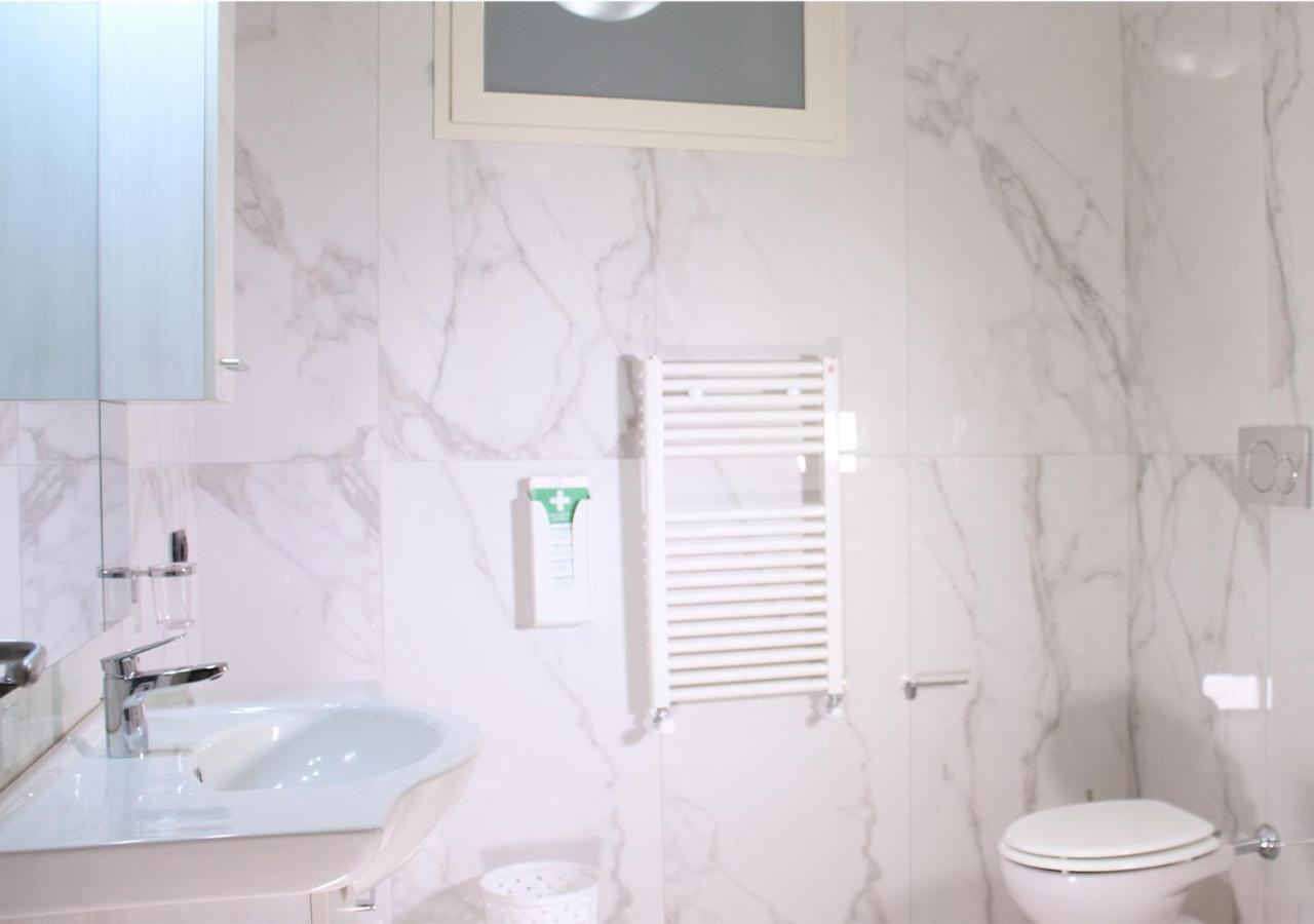 Ospedale Del Mare - Wi-Fi Gratis E Parcheggio Gratuito Apartment Napoli Ngoại thất bức ảnh